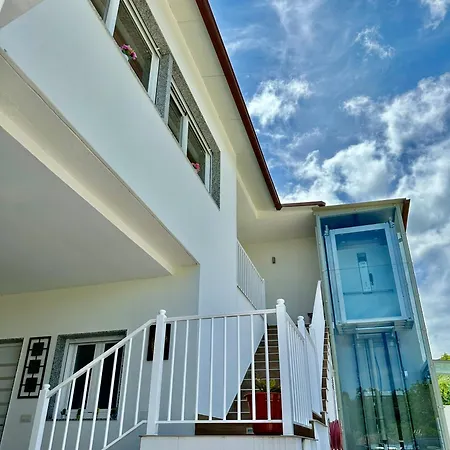 Casa La Oveja Negra, Con Piscina Holiday home Padrenda