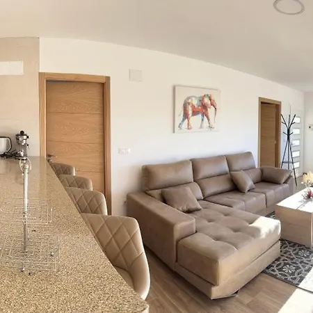 Casa La Oveja Negra, Con Piscina *