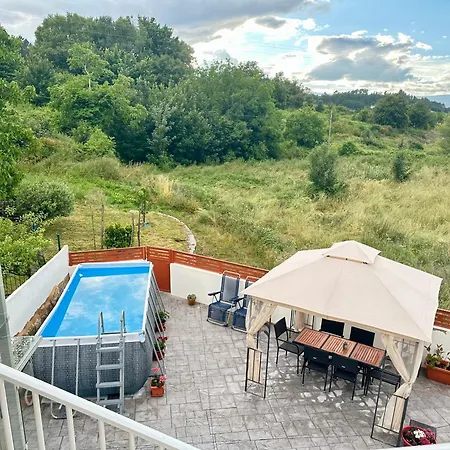 Casa La Oveja Negra, Con Piscina *