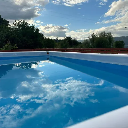 Tatil Evi Casa La Oveja Negra, Con Piscina