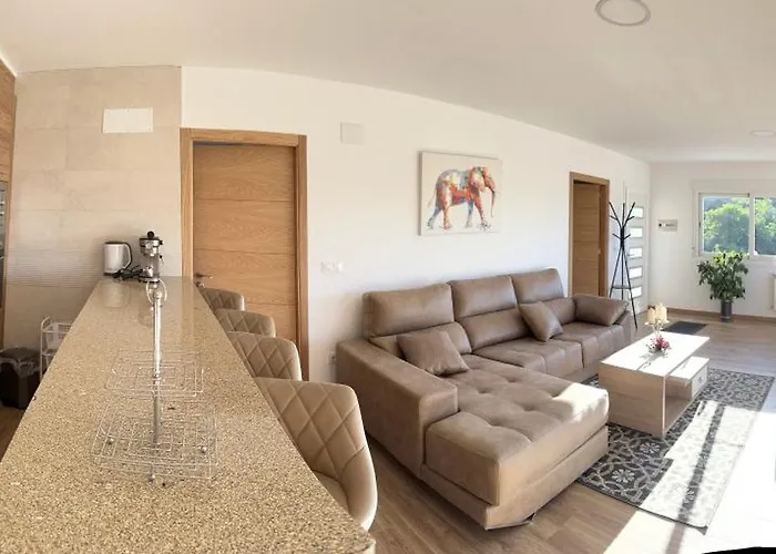 Casa La Oveja Negra, Con Piscina *