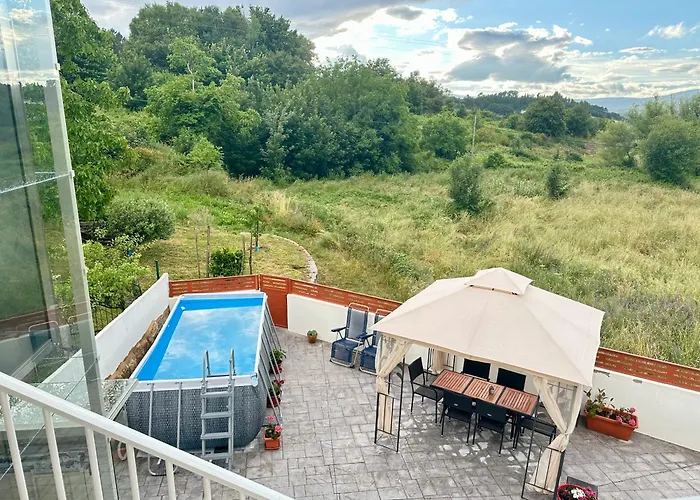 Casa La Oveja Negra, Con Piscina *